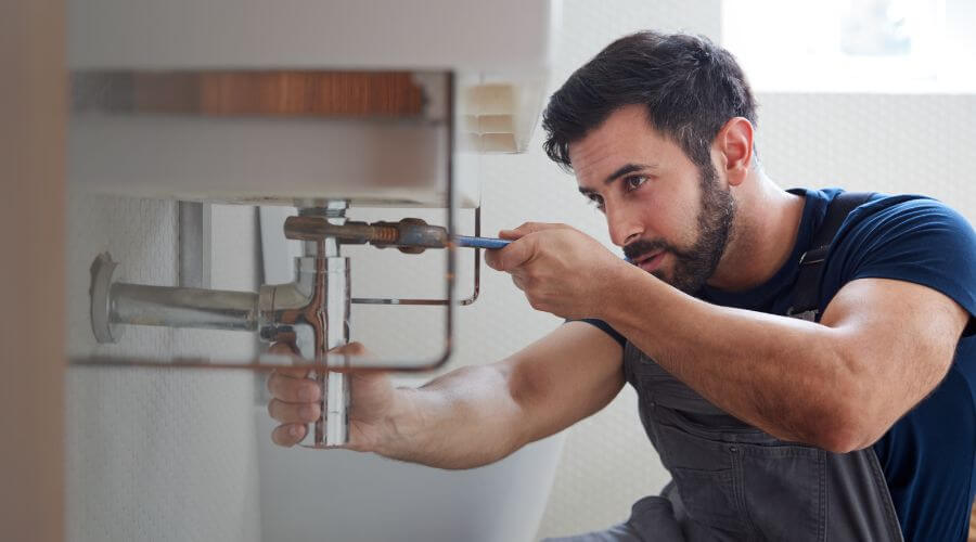 Professional water heater installation services in Croton, OH